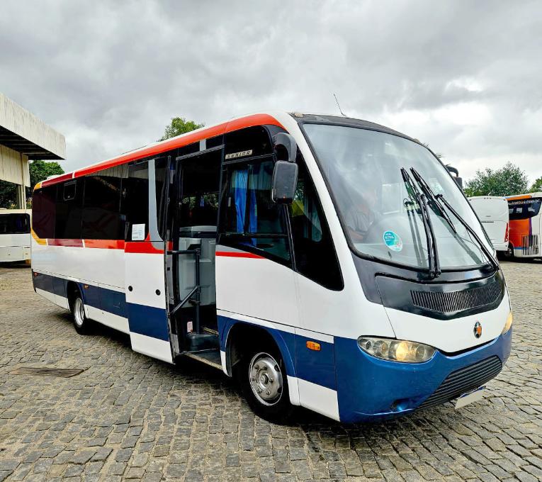 MERCEDES-BENZ LO916  MARCOPOLO SENIOR  COM AR E WC 26L VC